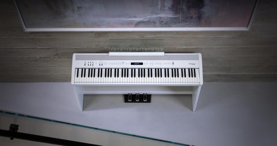 平置きタイプの電子ピアノ